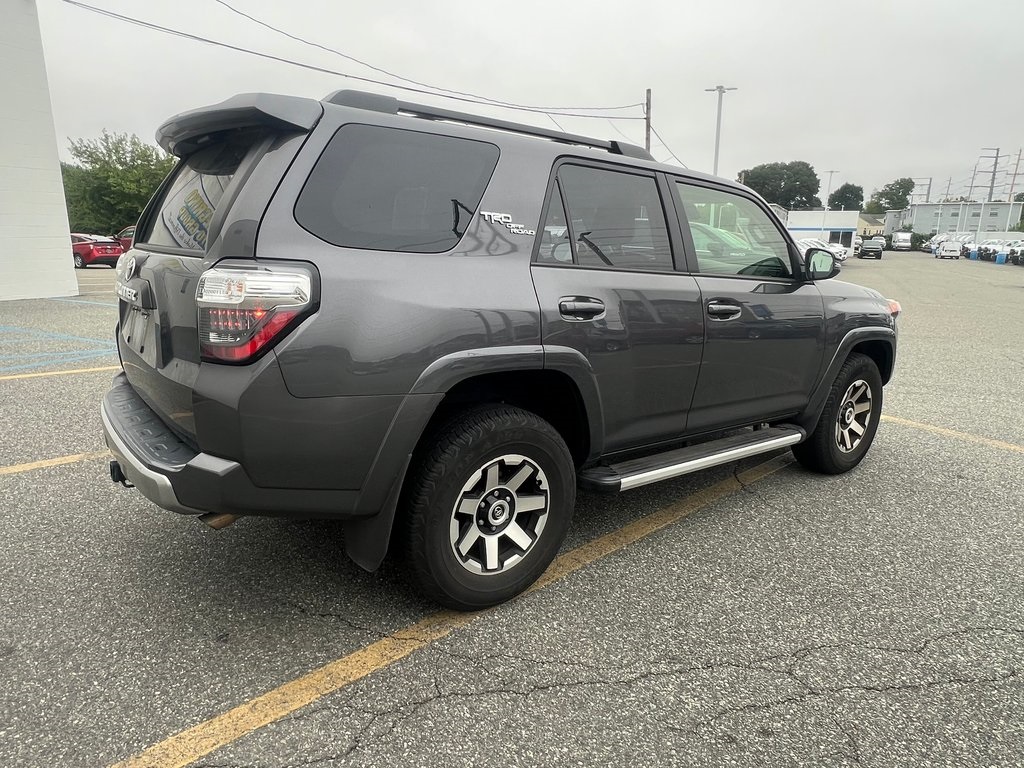 2023 Toyota 4Runner TRD Off-Road Premium photo 4