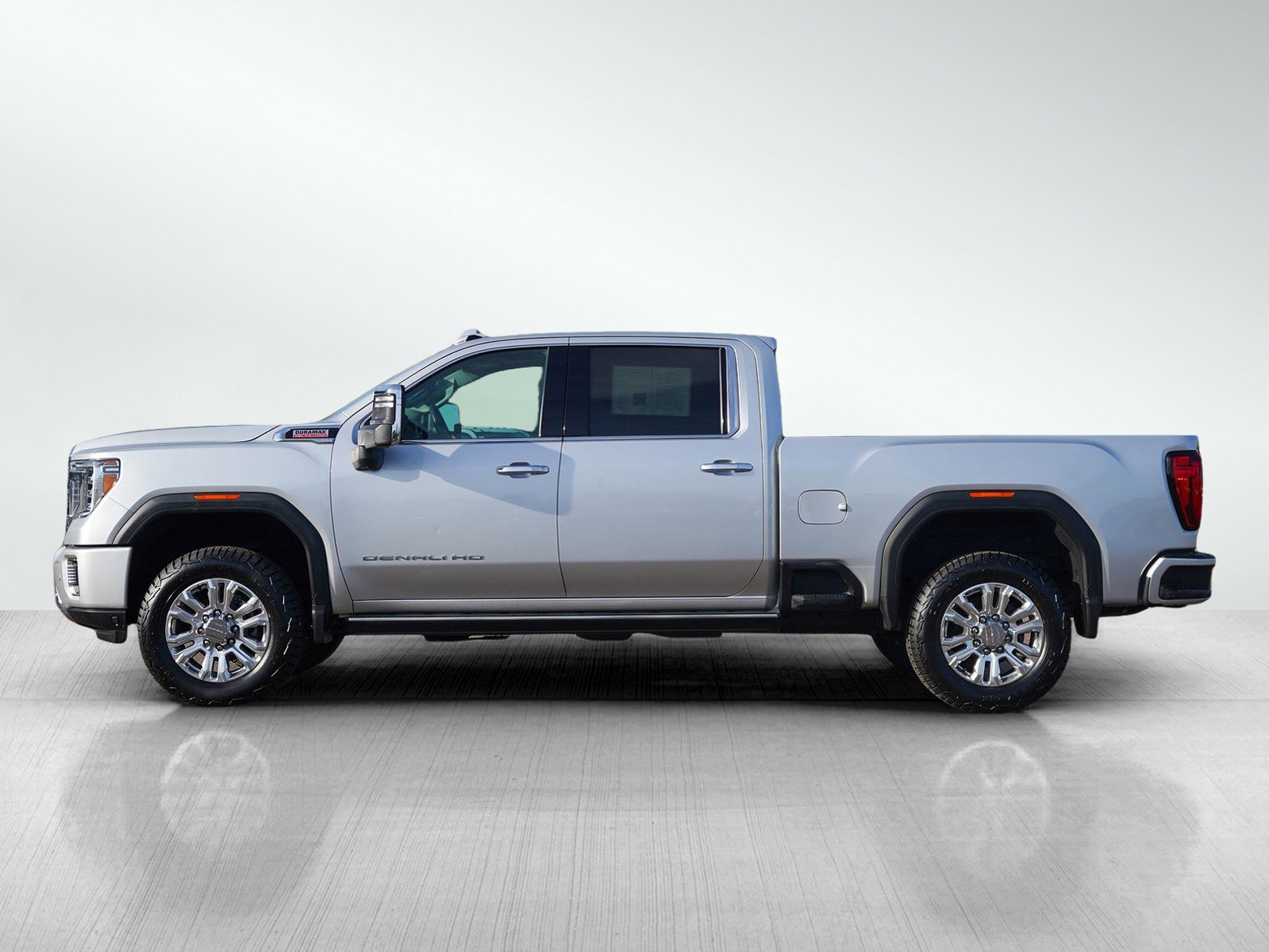 Used 2021 GMC Sierra 3500HD Denali with VIN 1GT49WEY6MF130361 for sale in Roseville, Minnesota