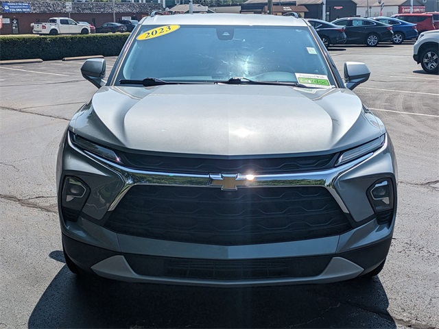 2023 Chevrolet Blazer 2LT photo 2