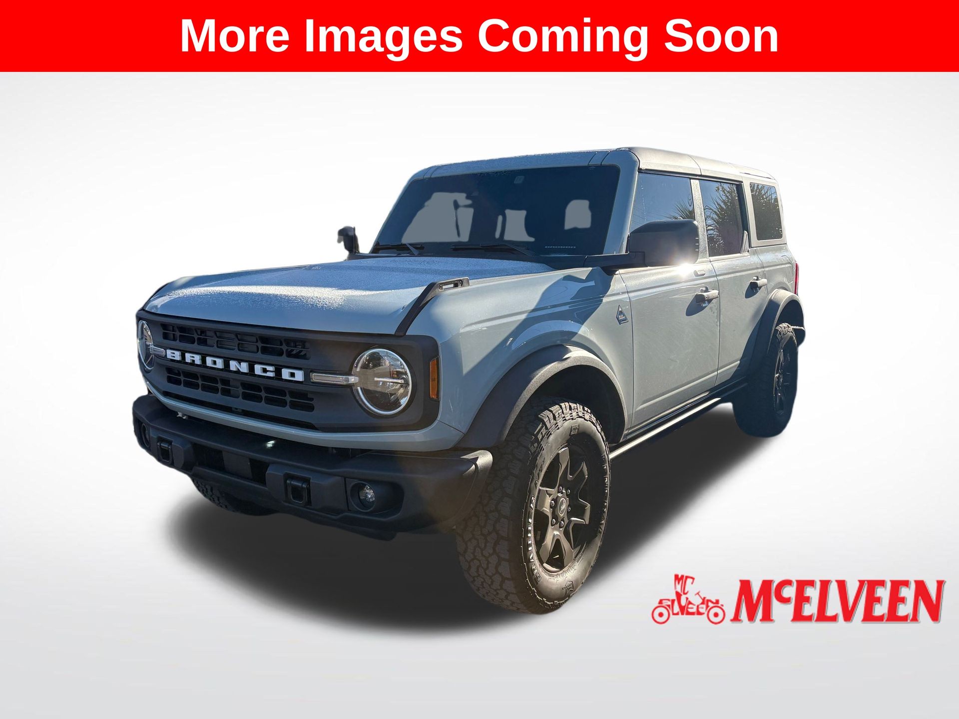 2023 Ford Bronco 4-Door Black Diamond's photo