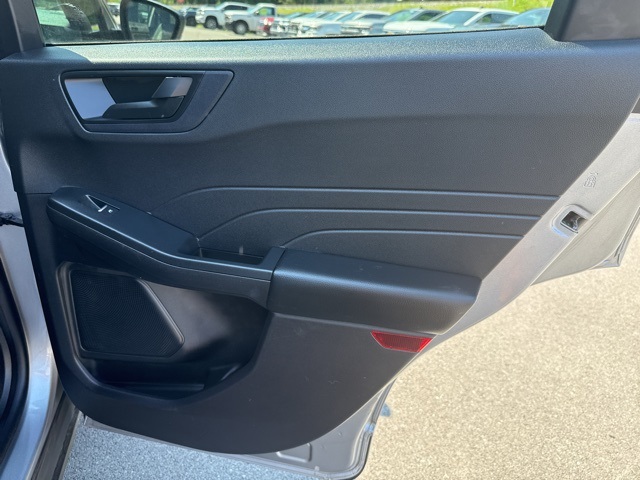 2022 Ford Escape SE photo 11