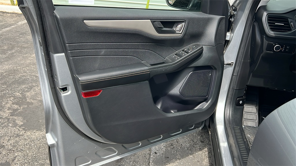 2022 Ford Escape SE photo 12