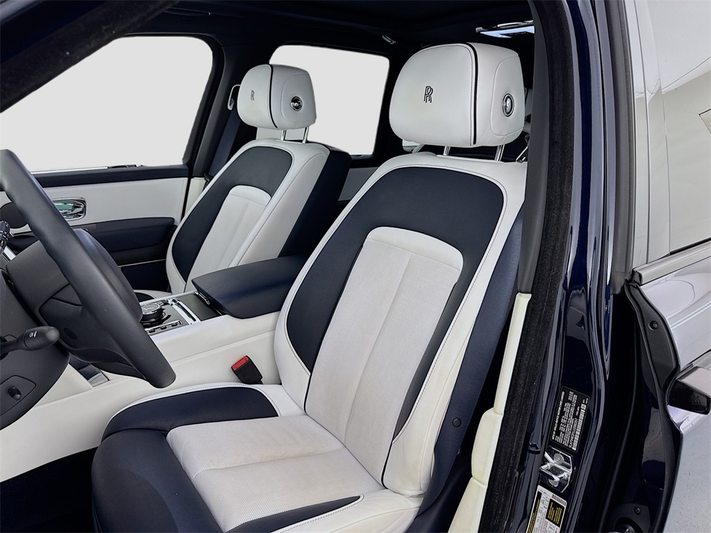 2020 Rolls Royce Cullinan photo 21
