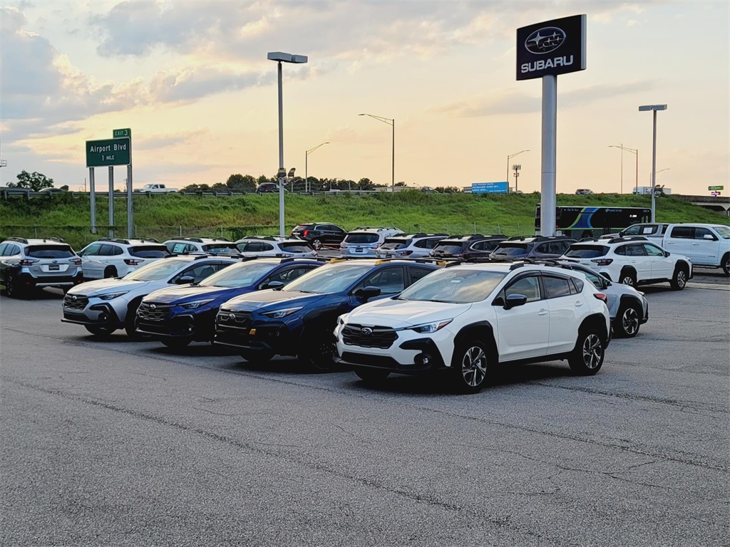 2025 Subaru Crosstrek Premium photo 2
