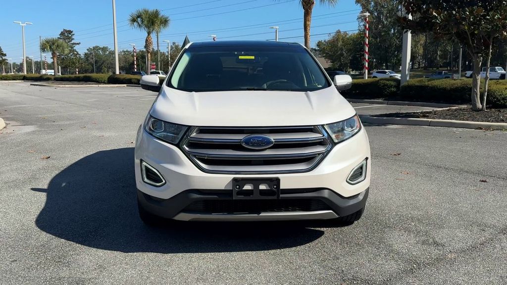 2016 Ford Edge Titanium photo 3