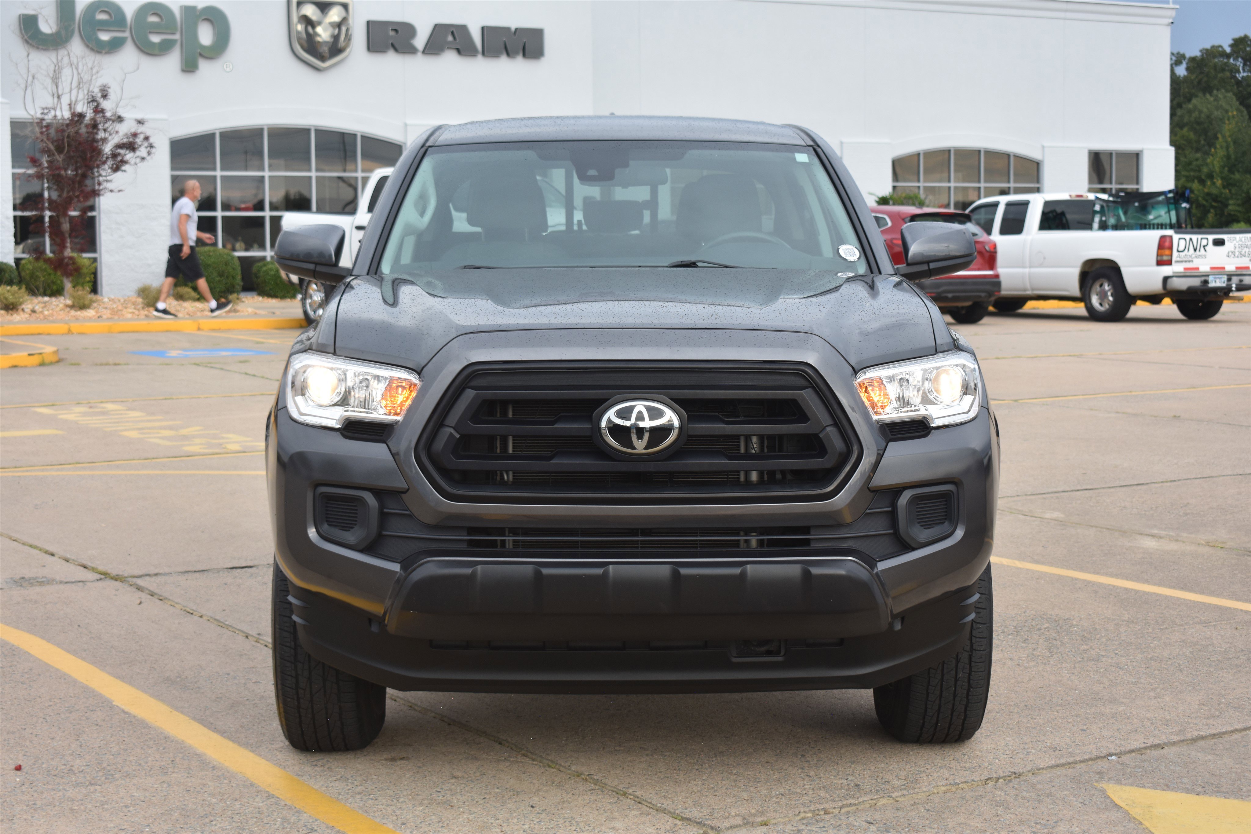 Used 2022 Toyota Tacoma SR with VIN 3TMCZ5AN1NM504331 for sale in Little Rock