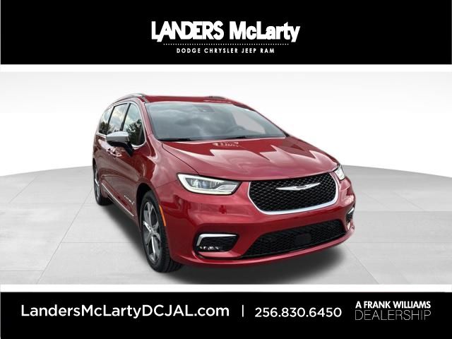 2026 Chrysler Pacifica Pinnacle's photo