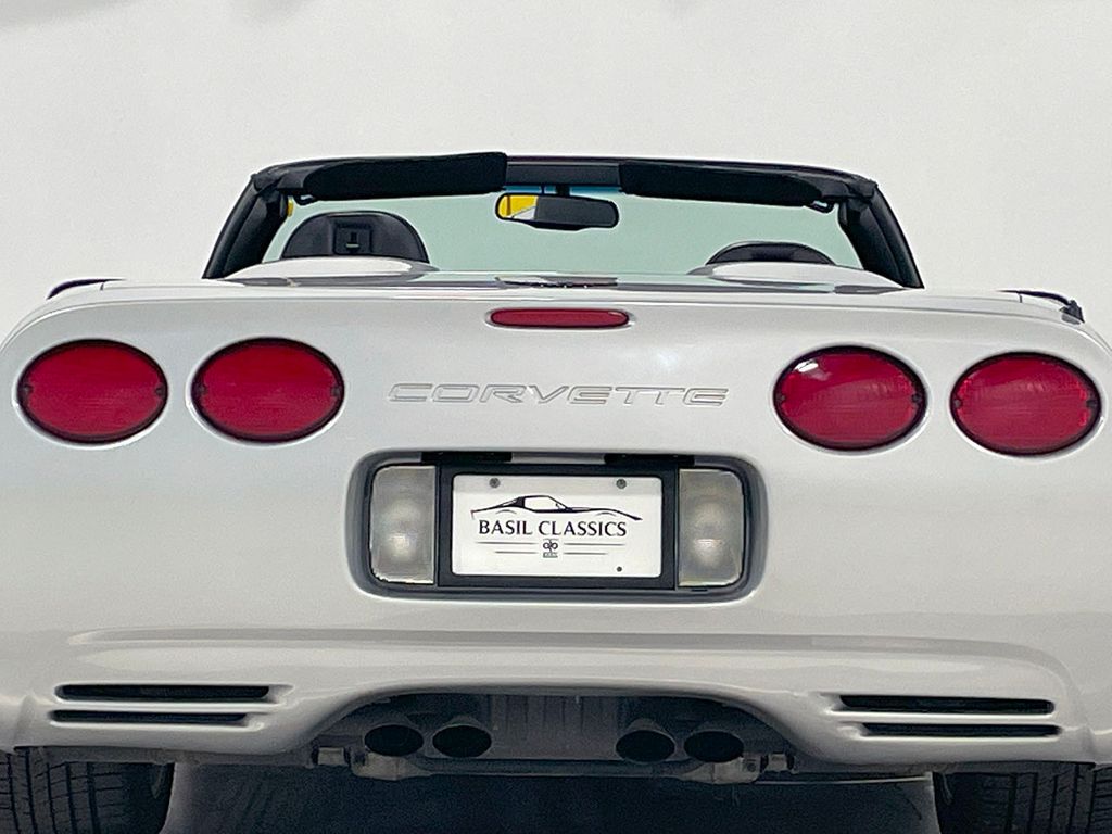 2000 Chevrolet Corvette Base Convertible photo 32