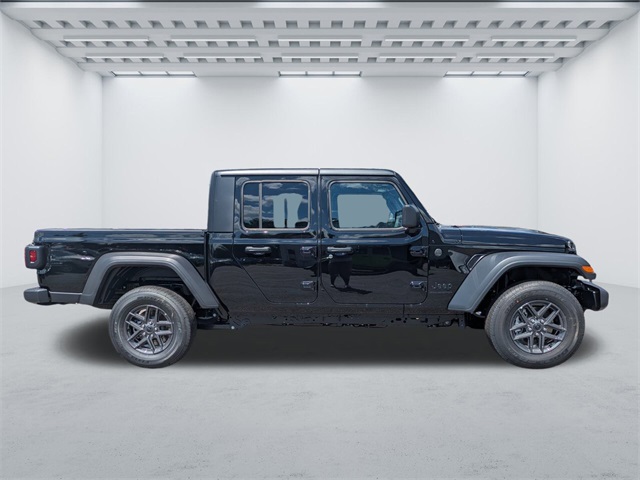 2025 Jeep Gladiator Sport S photo 3