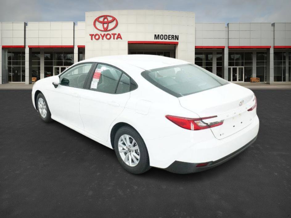 2025 Toyota Camry LE photo 14