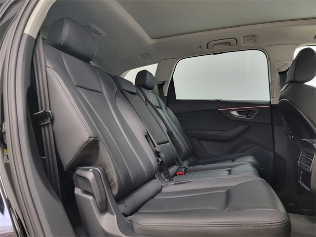 2023 Audi Q7 55 Prestige photo 20