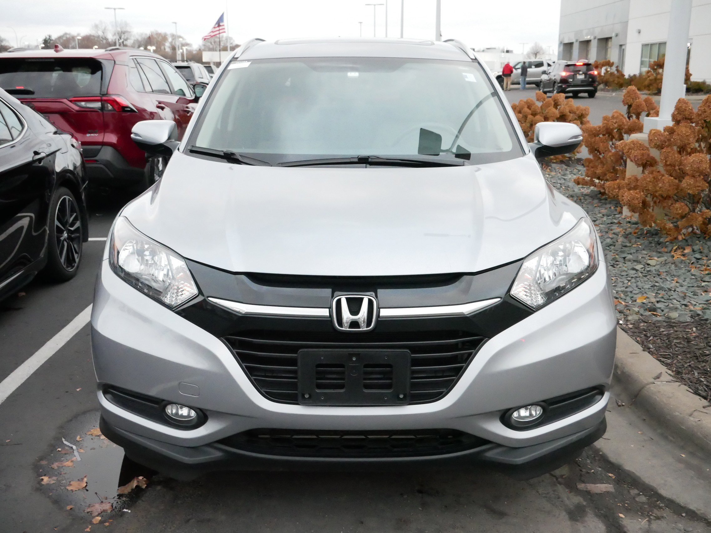 Used 2018 Honda HR-V EX-L with VIN 3CZRU6H76JM701926 for sale in Brooklyn Center, Minnesota