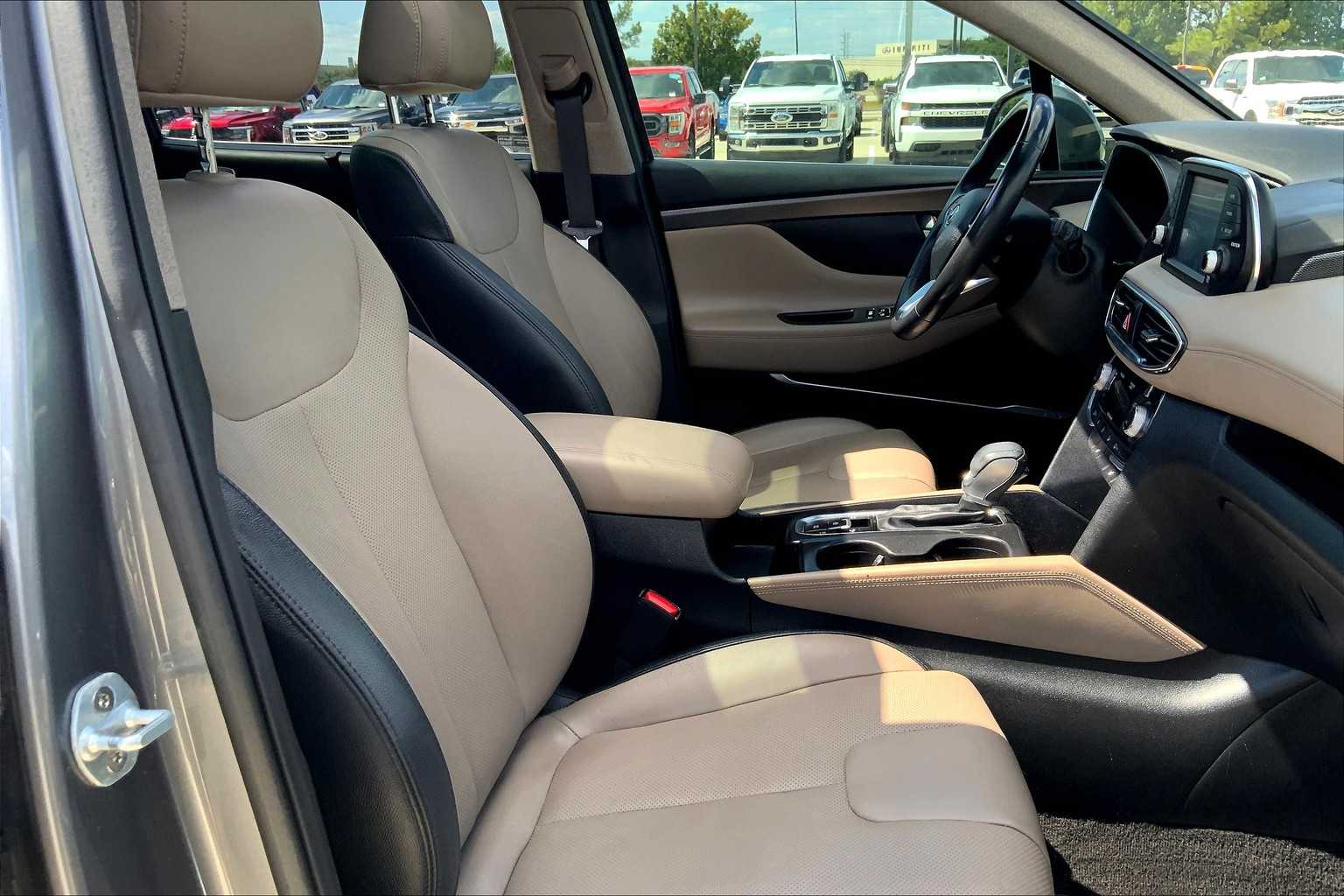 2019 Hyundai Santa Fe Limited photo 8