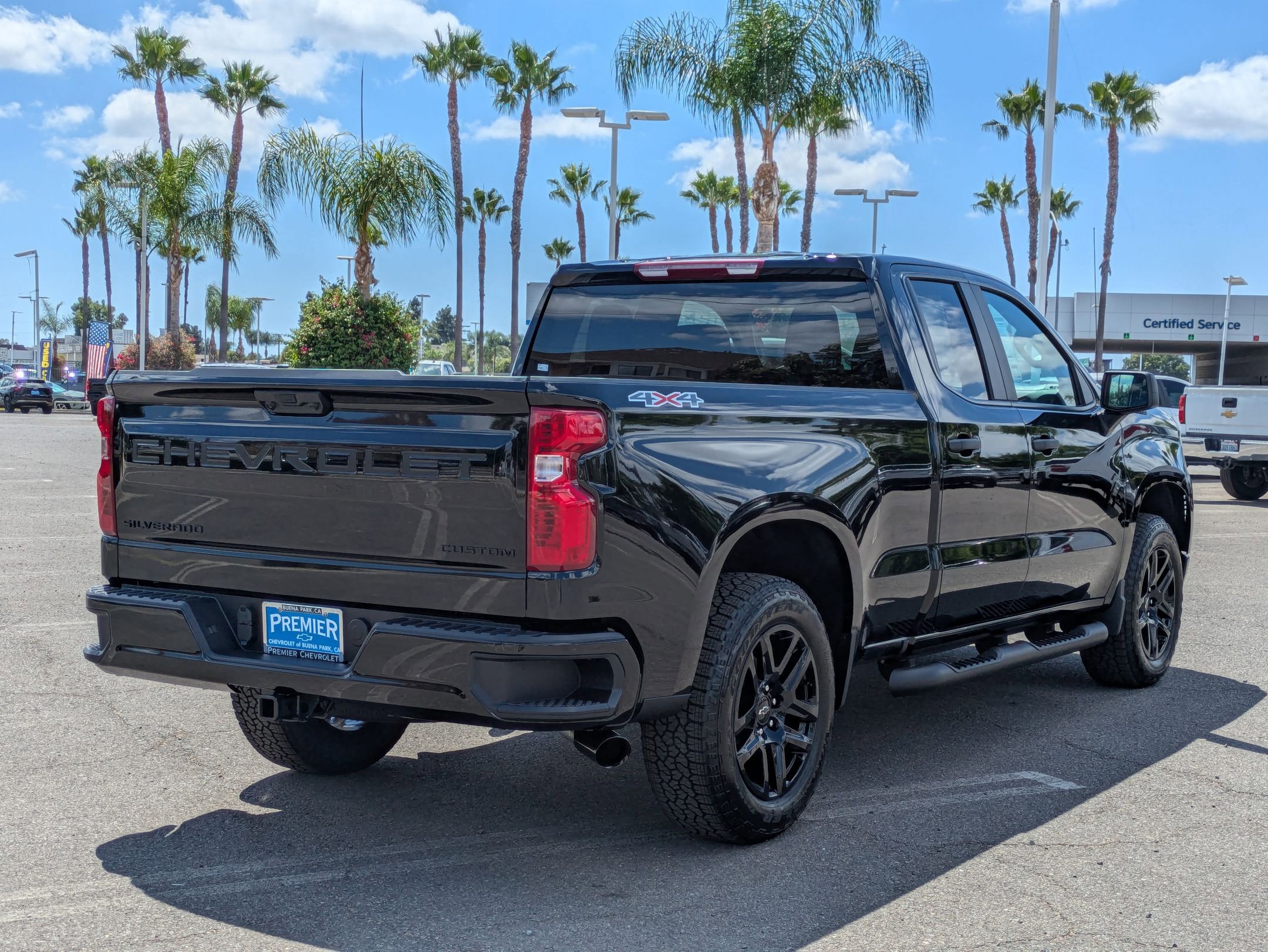 2026 Chevrolet Silverado Custom photo 5