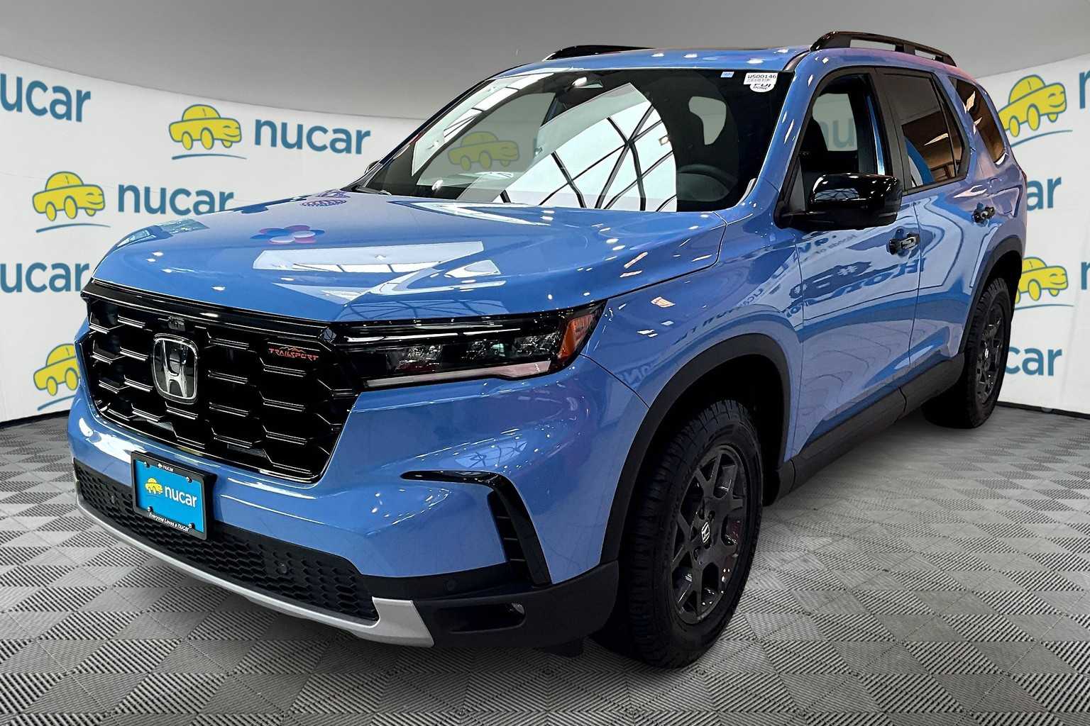 2025 Honda Pilot TrailSport photo 3