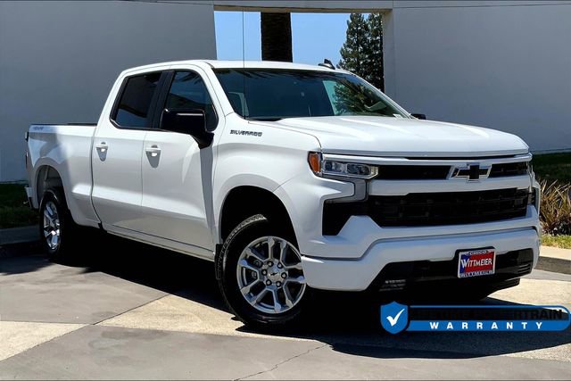 2025 Chevrolet Silverado 1500 RST photo 2