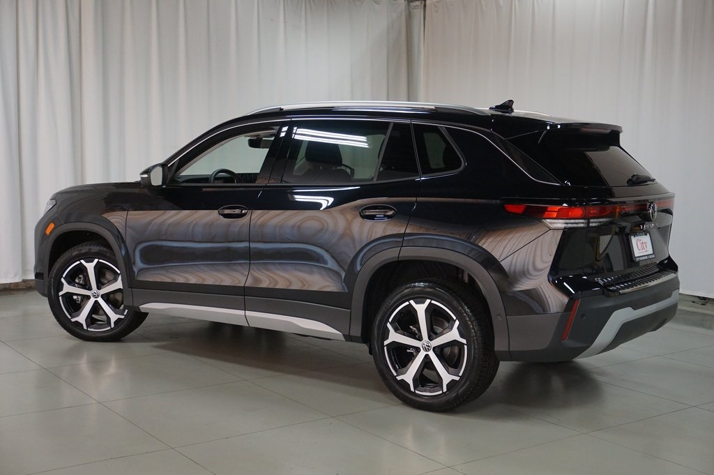2025 Volkswagen Tiguan SE photo 5