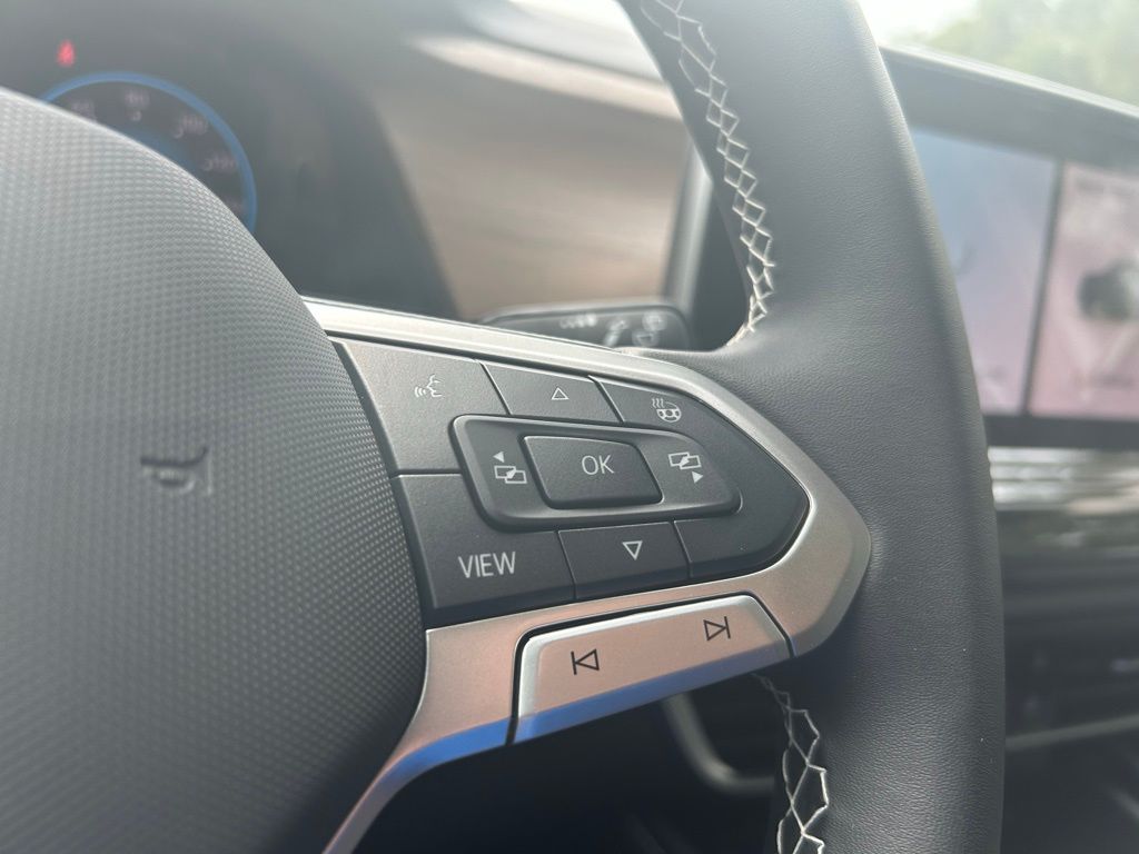 2026 Volkswagen Atlas SE Technology photo 12