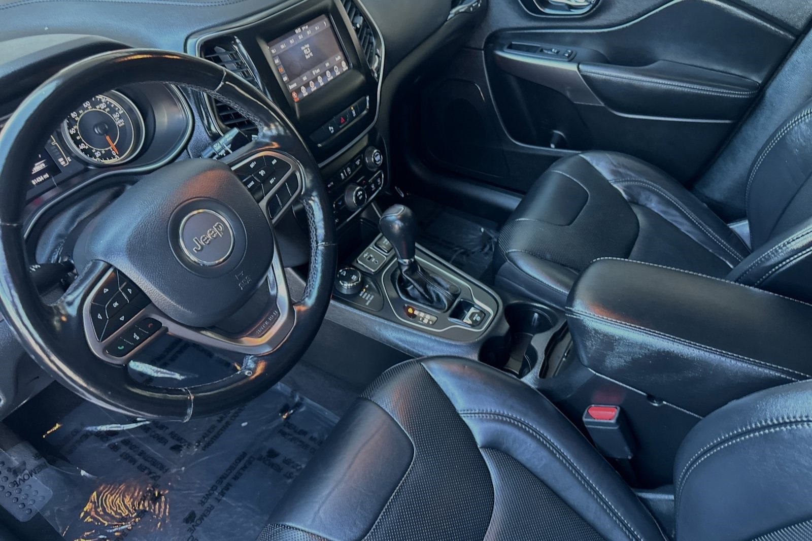 2021 Jeep Cherokee Latitude Lux photo 10