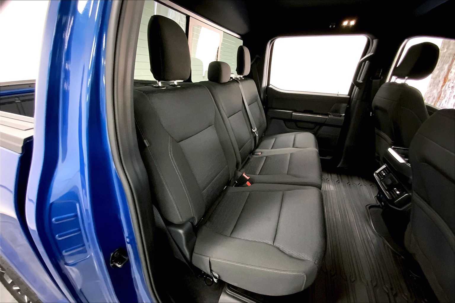 2023 Ford F-150 XLT photo 16