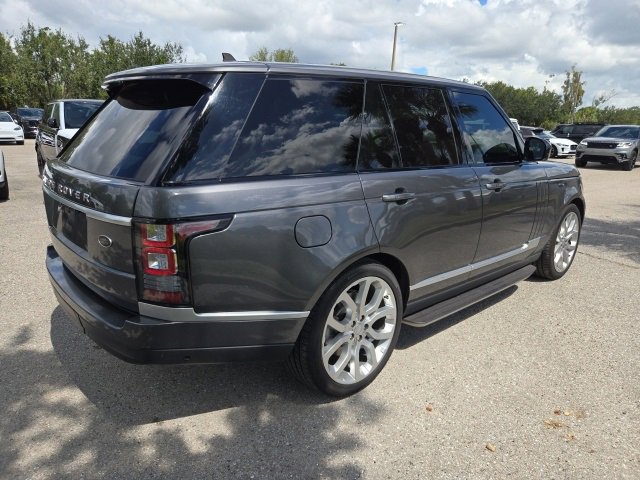 2016 Land Rover Range Rover HSE photo 4