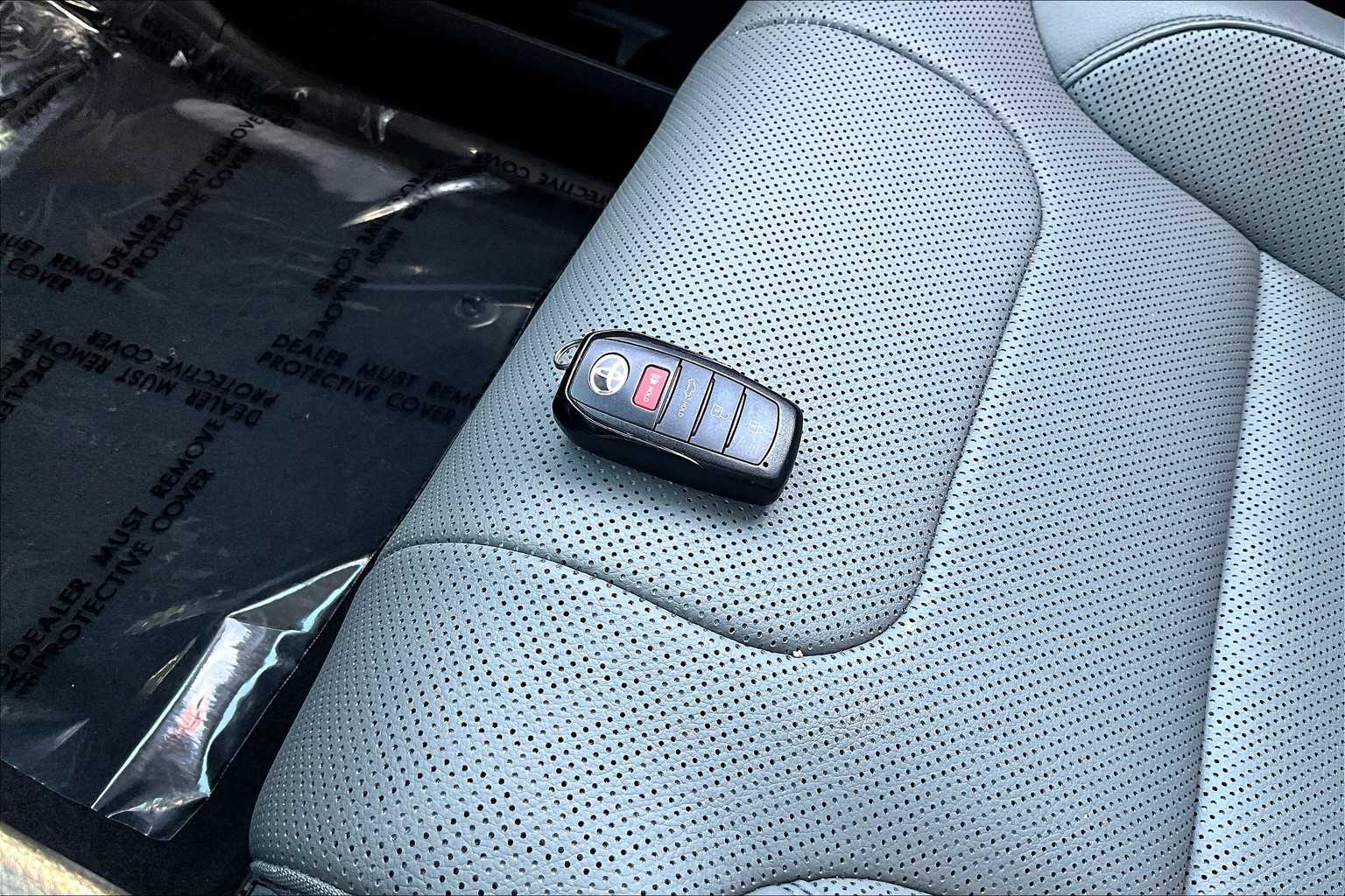 2023 Toyota Tundra SR5 photo 12