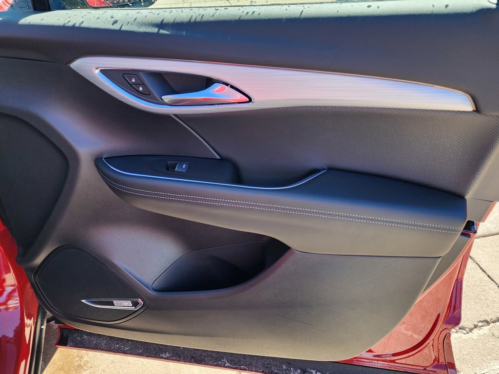 2025 Buick Envision Avenir photo 37