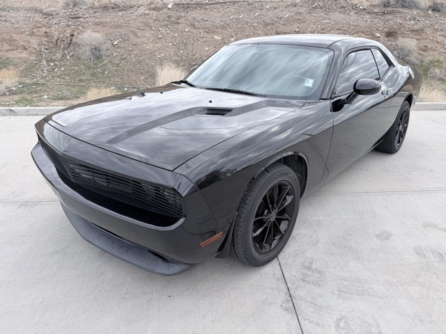 2011 Dodge Challenger SE's photo