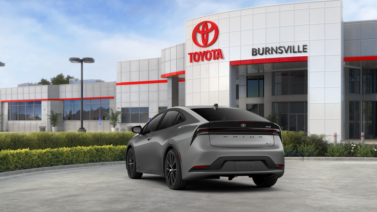 2025 Toyota Prius XLE photo 7