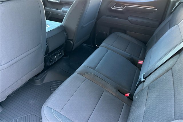 2025 Chevrolet Silverado 1500 LT photo 13
