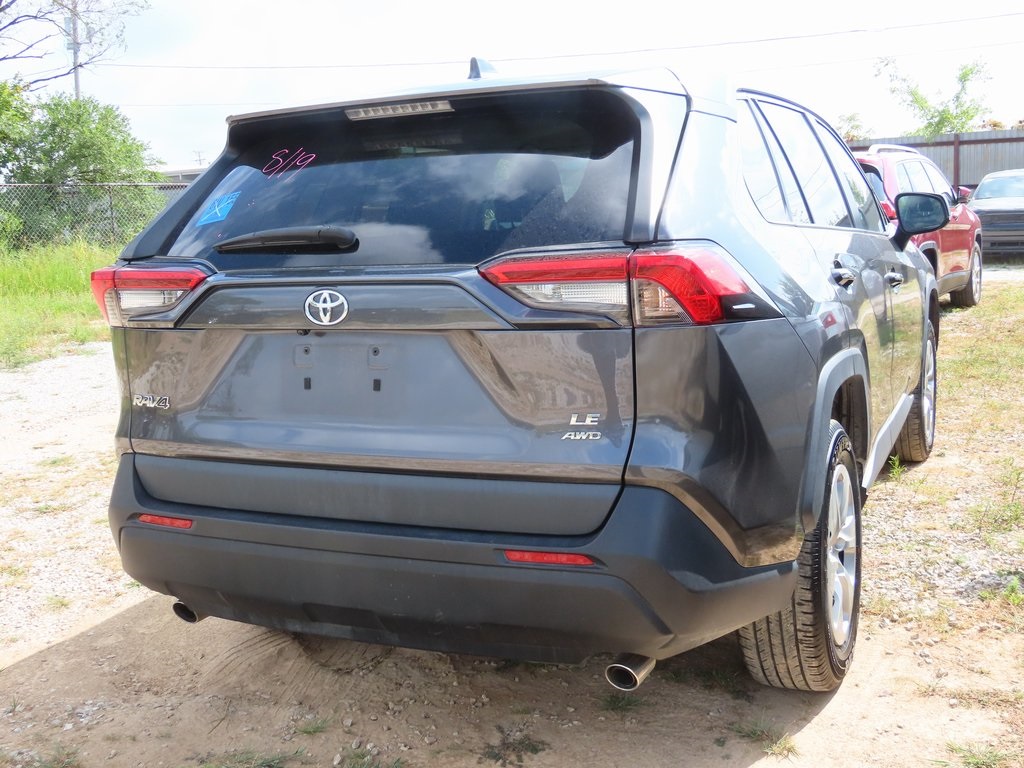 2023 Toyota RAV4 LE photo 5