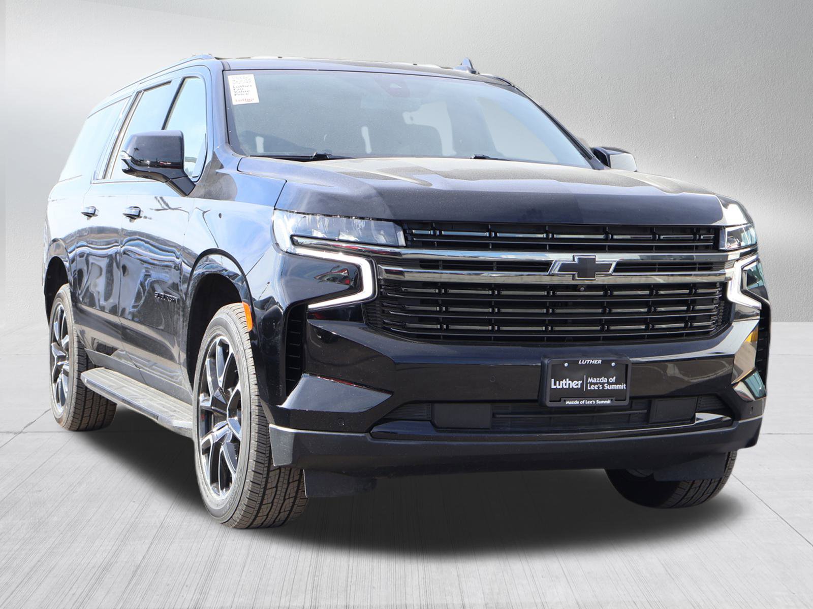2022 Chevrolet Suburban RST's photo
