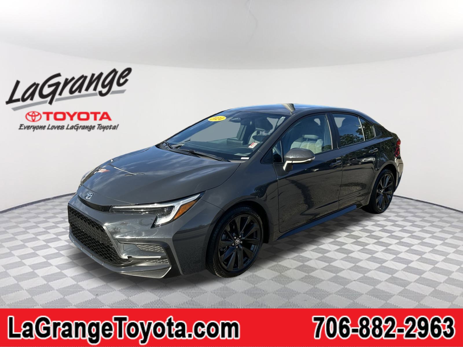 2024 Toyota Corolla SE's photo