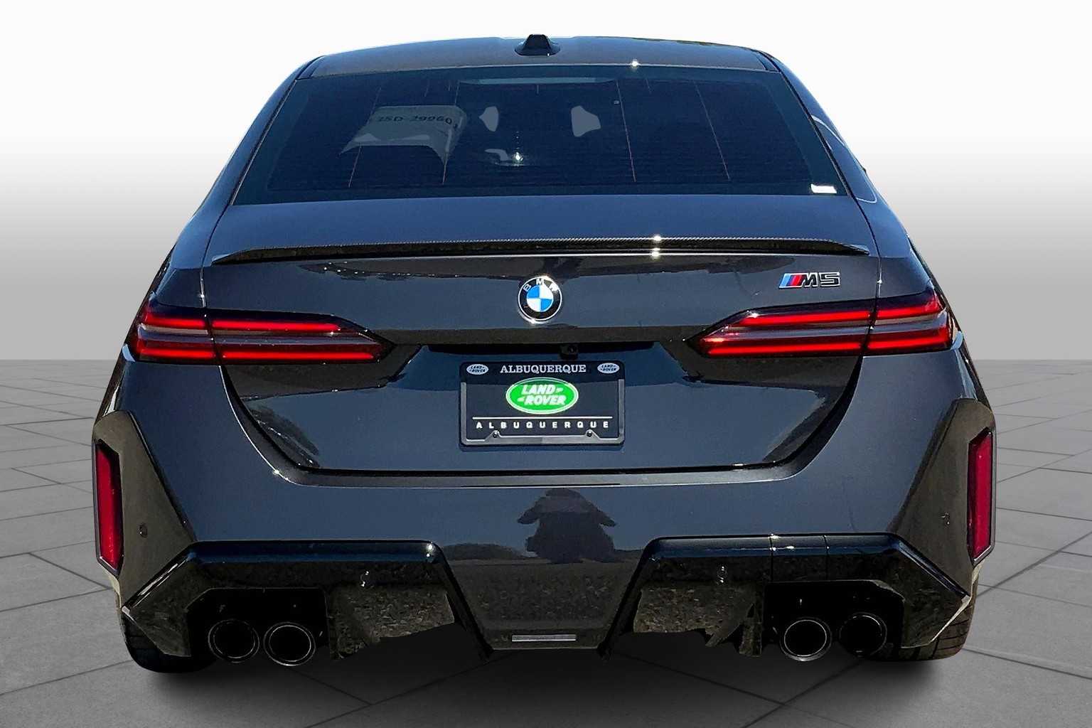 2025 Bmw M5 5 photo 4