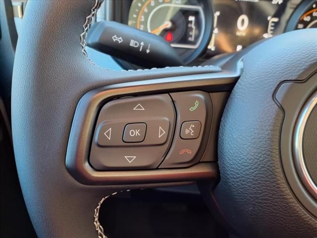 2025 Jeep Gladiator Willys photo 10