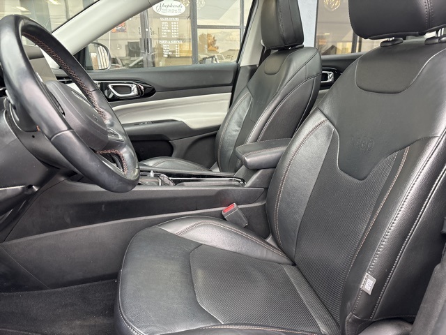 2022 Jeep Compass Limited photo 3