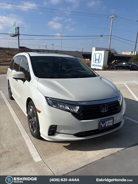 2022 Honda Odyssey Elite's photo