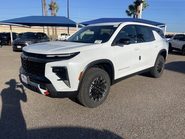 2026 Chevrolet Traverse photo 3