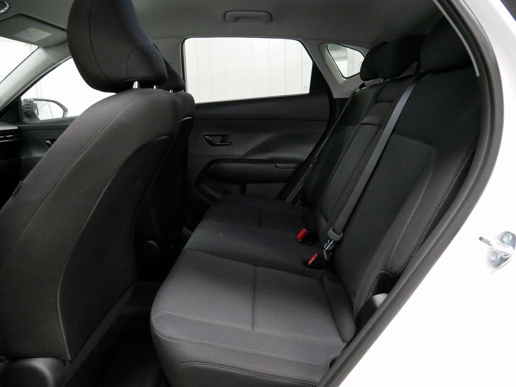 2026 Hyundai Kona SEL photo 11