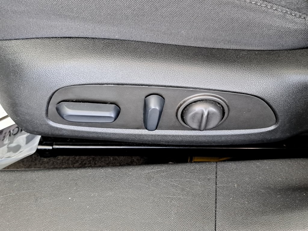 2023 Chevrolet Malibu 1LT photo 22