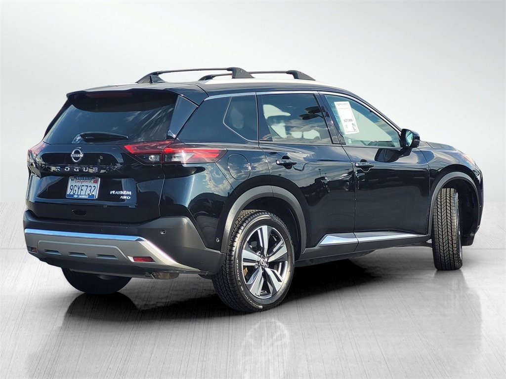 2023 Nissan Rogue Platinum photo 4