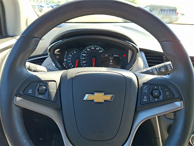 2022 Chevrolet Trax LT photo 17