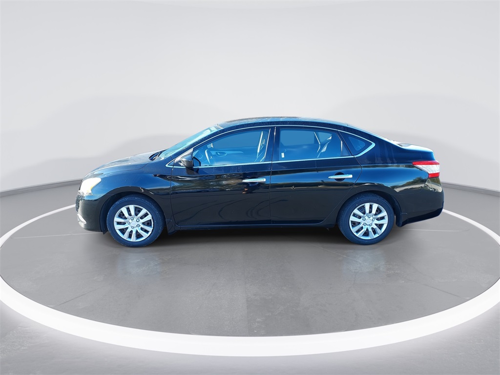 2015 Nissan Sentra S photo 4