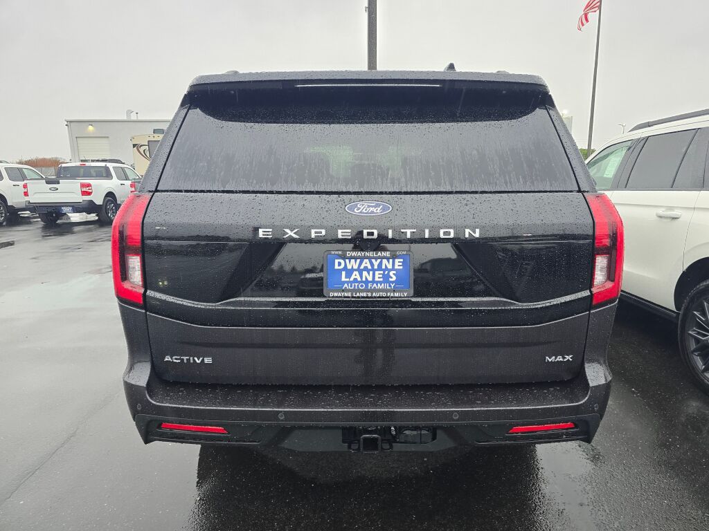 2025 Ford Expedition MAX EL photo 2