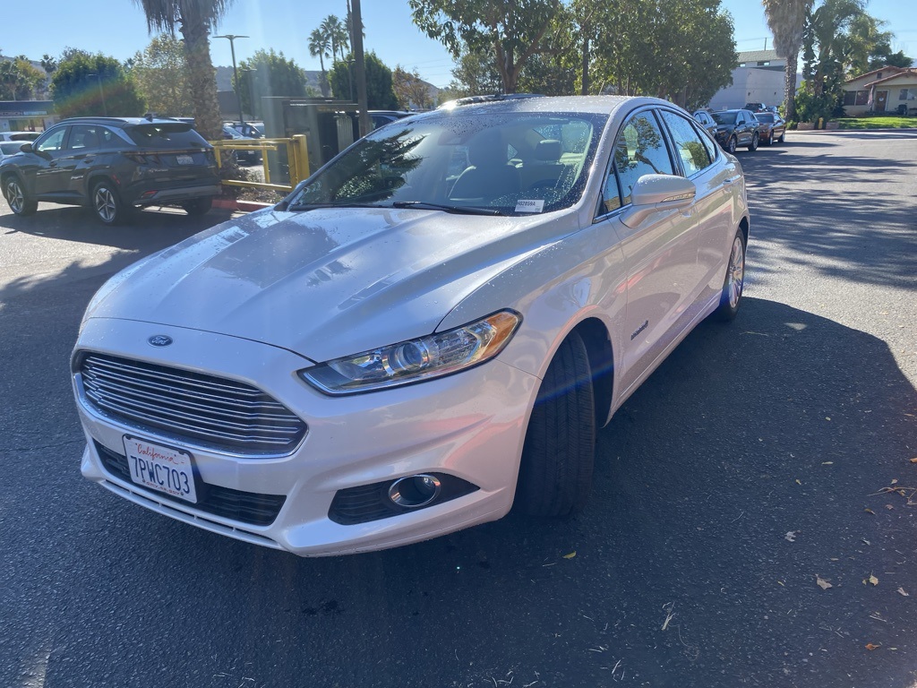 Used 2016 White Ford SE image 5