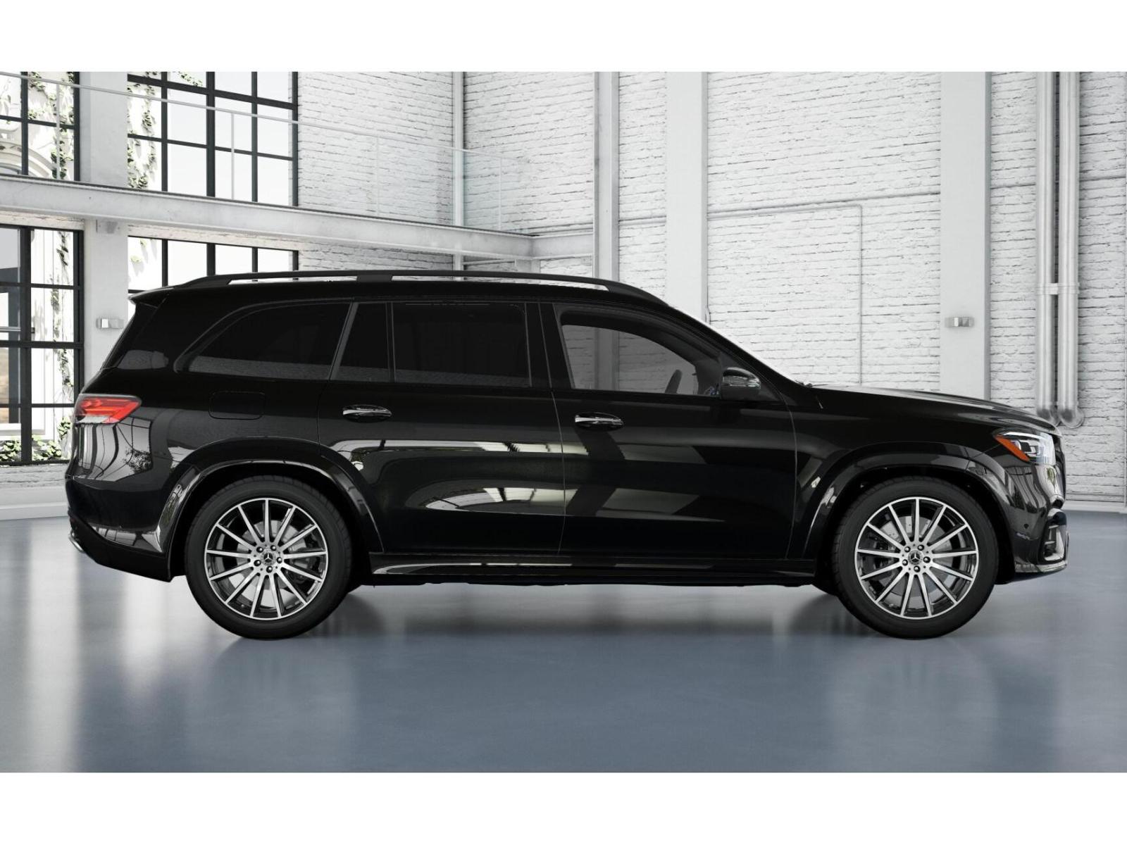 2025 Mercedes Benz GLS 450 4MATIC photo 2