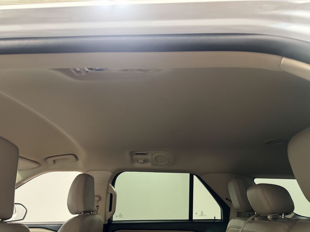 2023 Ford Explorer XLT photo 49
