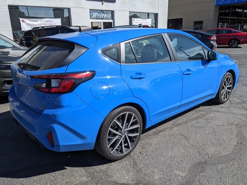 2024 Subaru Impreza Sport photo 3