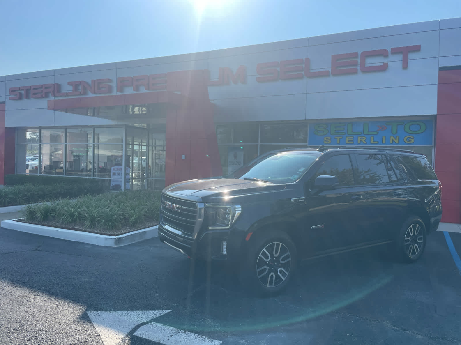 2023 GMC Yukon AT4's photo