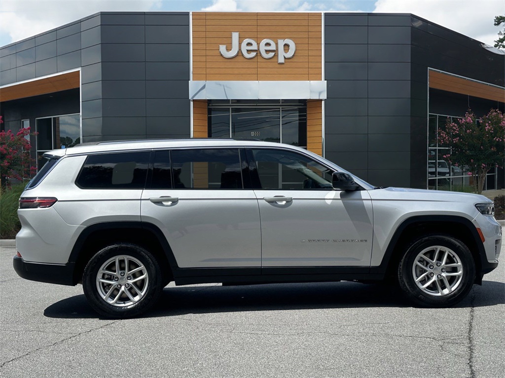 2023 Jeep Grand Cherokee Laredo photo 27